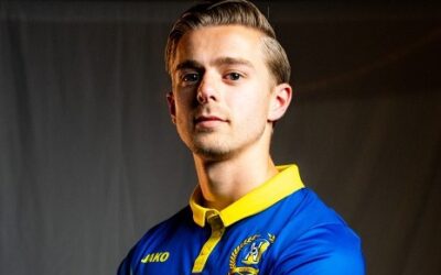 Jonathan van t Hof blijft vv Nunspeet trouw