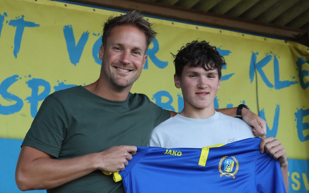Ronny Huisman tekent eerste contract