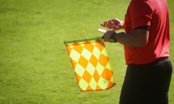 Gezocht extra grensrechter (assistent-scheidsrechter ASR)