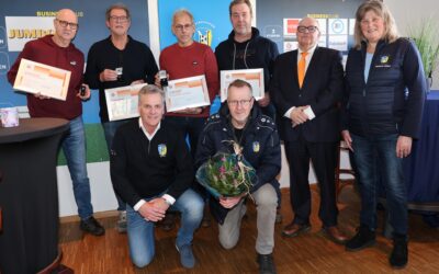 5 Clubscheidsrechters officieel gehuldigd door de KNVB