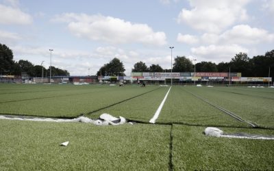 Toplaag hoofdveld aangebracht