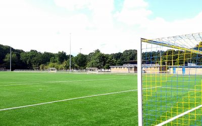 Nieuw kunstgrasveld in gebruik genomen